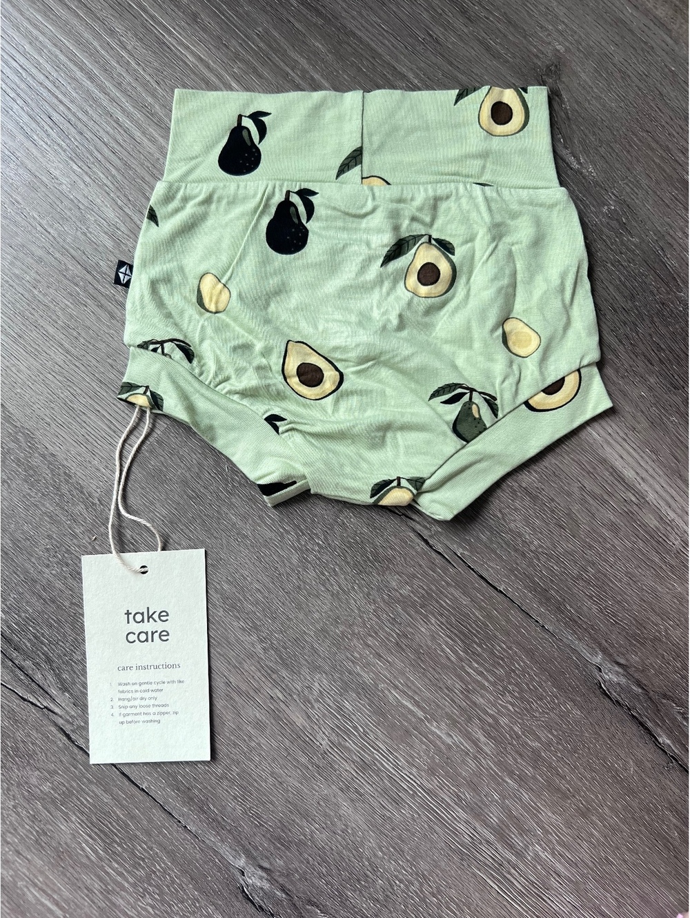 Kyte Baby bummies avocado - new with tags 12-18 months
